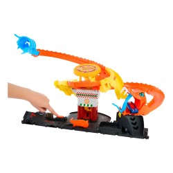 Hot Wheels Pista De Juguete Ataque De Cobra Vs Pizzería Color Multicolor