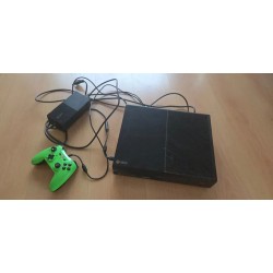 Xbox One Modelo 1540  - Usada - Almacenamiento 365 Gb Negro